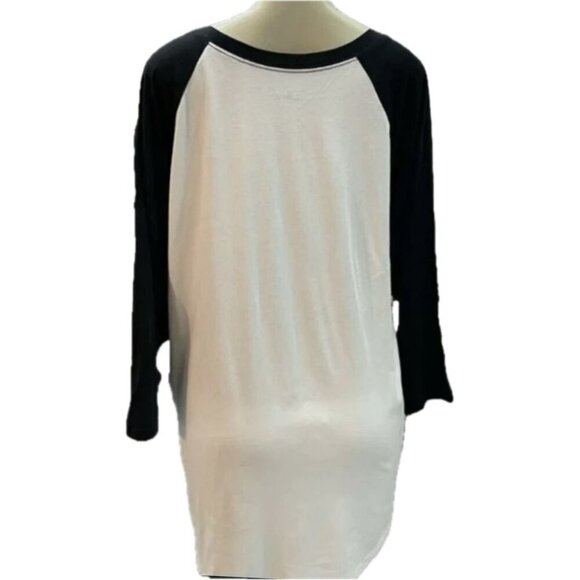 Disney +4 White/Black Minnie Mouse Headshot Graphic 3/4 Raglan Sleeve T-Shirt - Picture 4 of 6